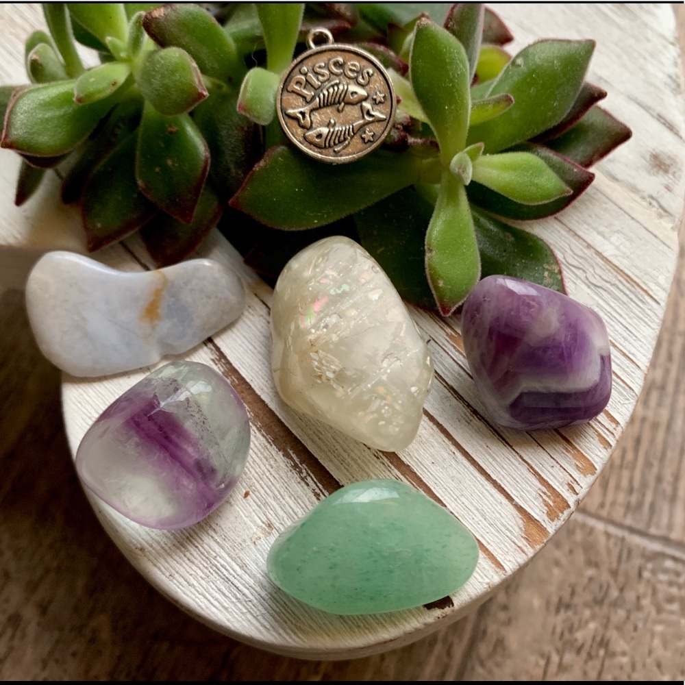 Zodiac Crystal Stone Pisces Set